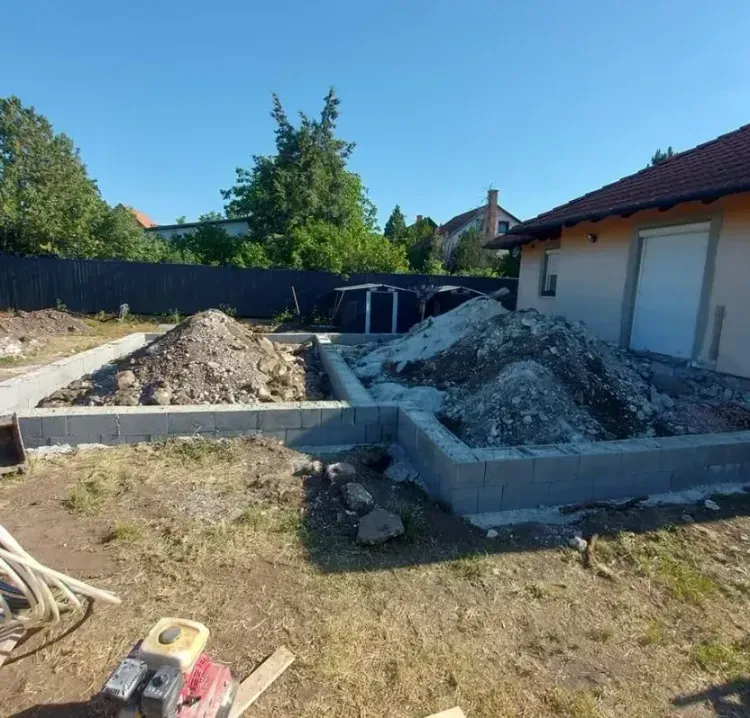 Gépiföldmunka Érd | Haris Lajos Richárd EV – Precíz földmunkák – galéria 2